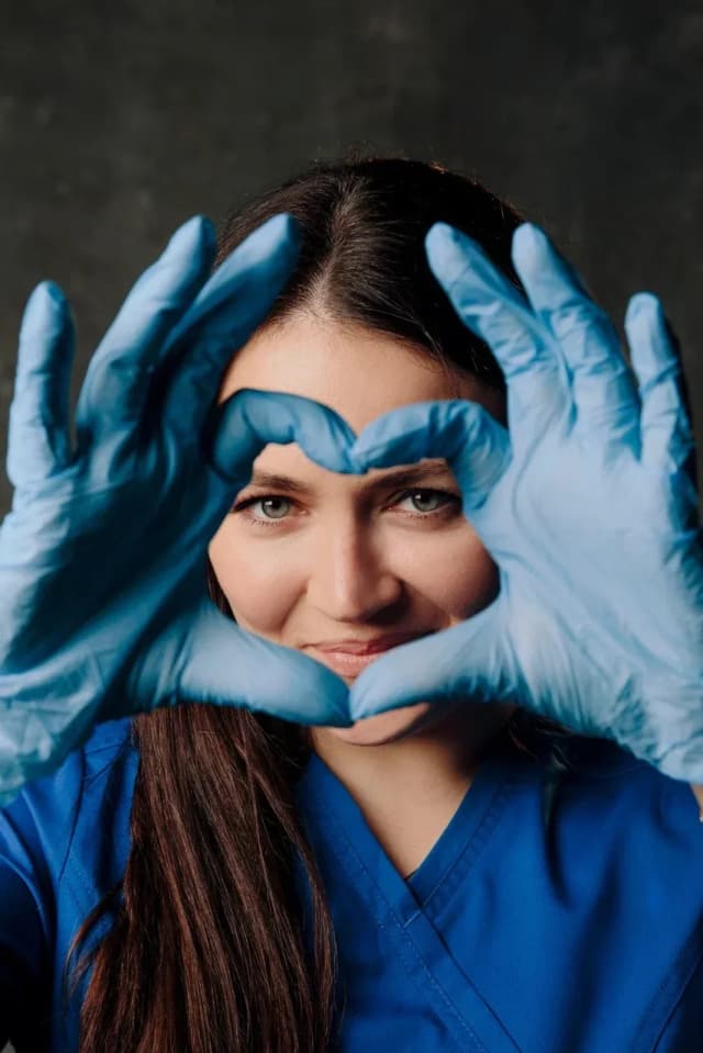 Микерина. Роды? Зови акушера!