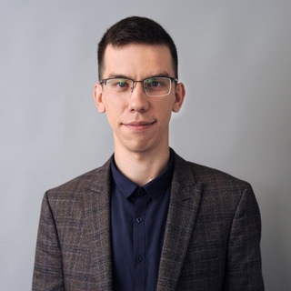 Александр Наумов
