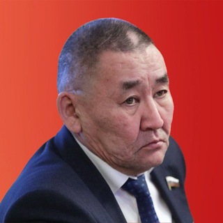 Красный снеговик