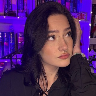 анастейшн читает📚