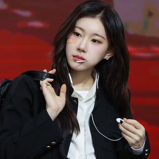 Attractive Lee🤍🇪🇸