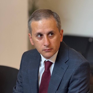 Айк Айвазян