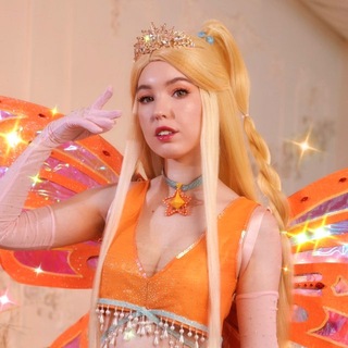 Dahlia Moon