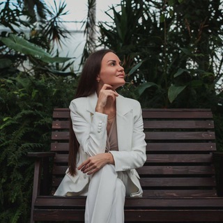 Dr. Alena Kirsanova