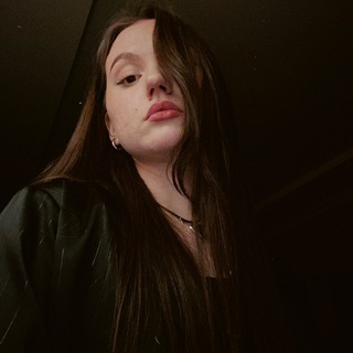 художница indrikdelly