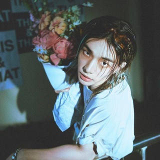 Glamour Hyunjin