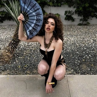 Mia Kalogeras🐆