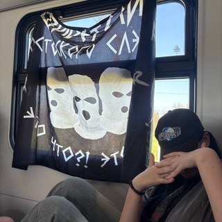 Пара жевательных сигарет