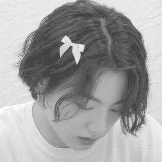 .·:* lonely is the muse .⋆♡