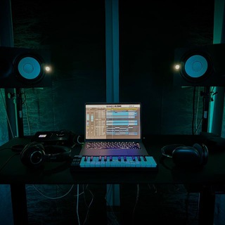 24 STUDIO